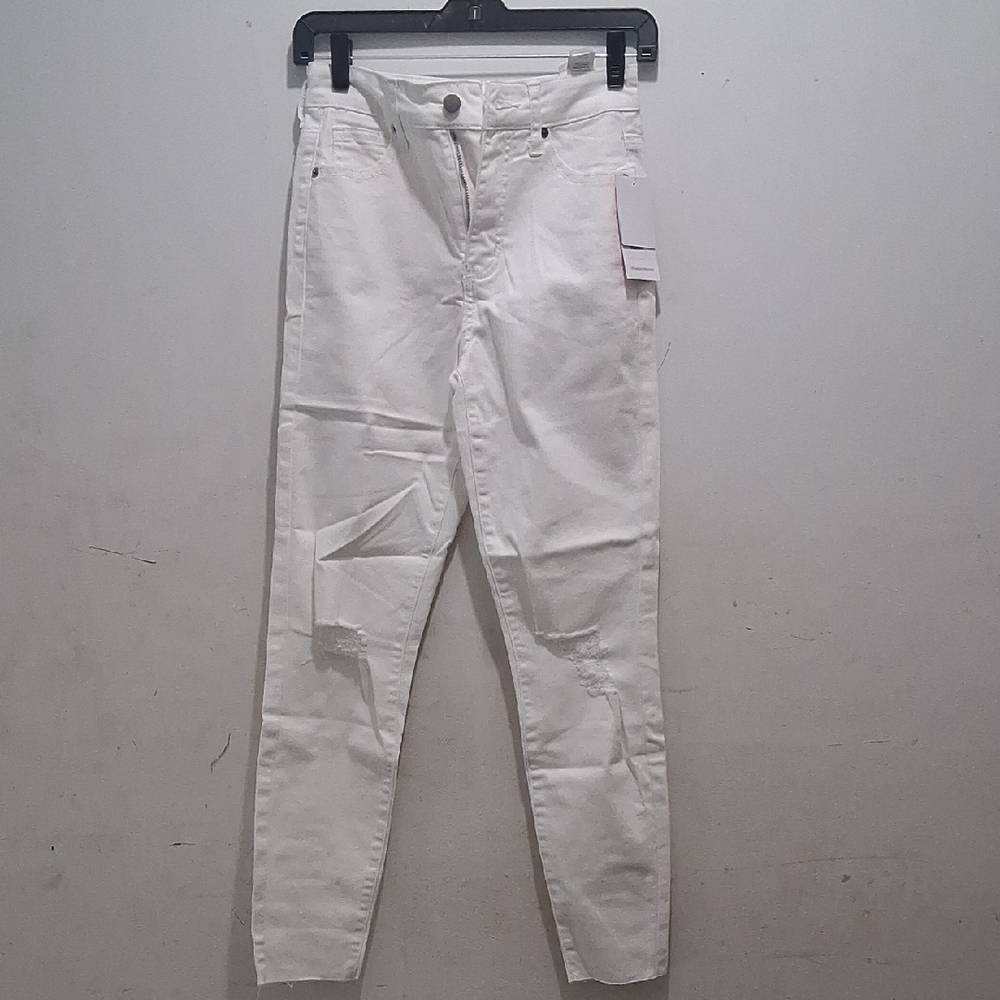 Shoe Dazzle White Denim Jeans